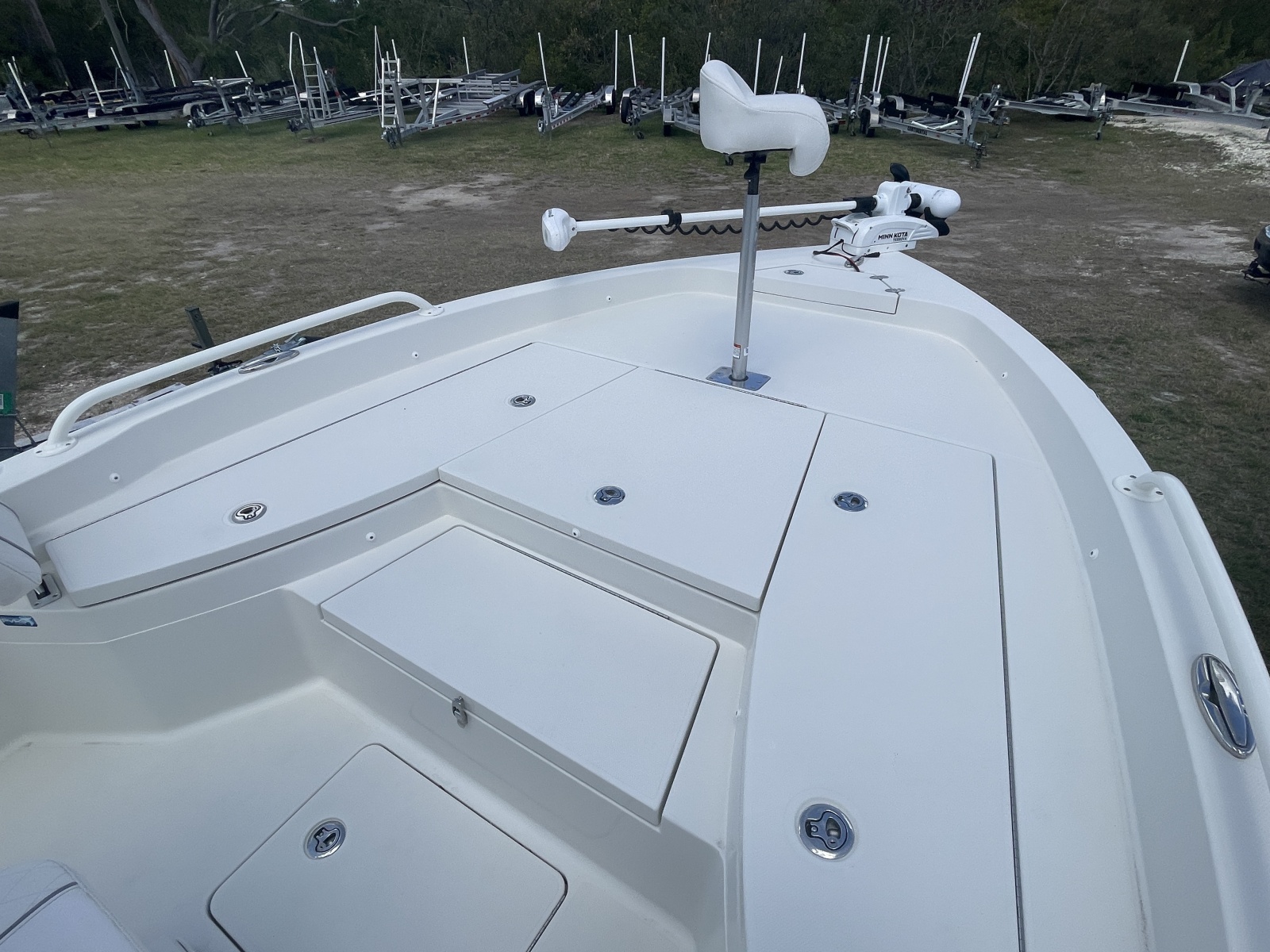 25' 2022 Ranger 2510 Bay