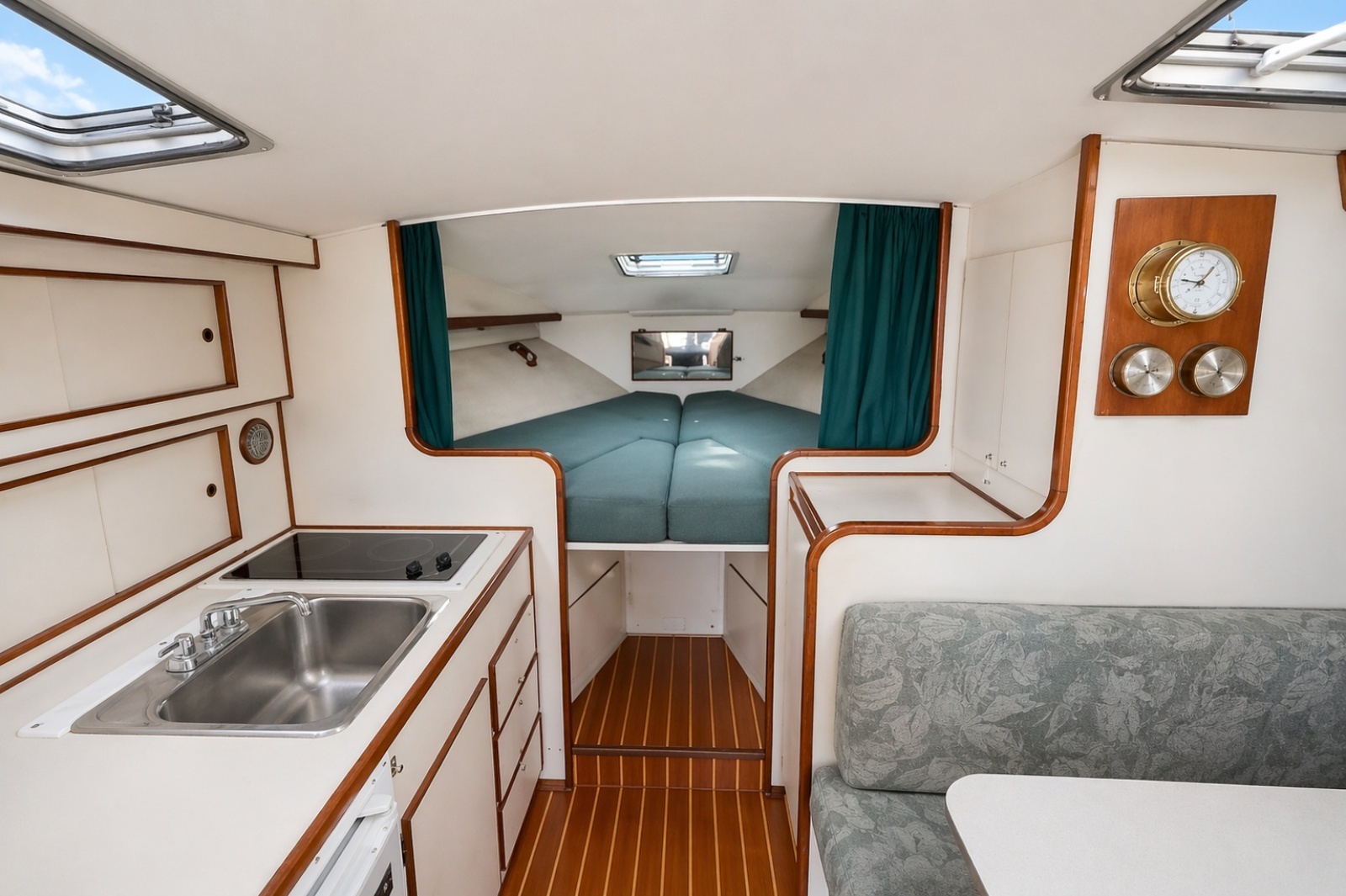 Julizzy 34ft Atlantic Yacht For Sale