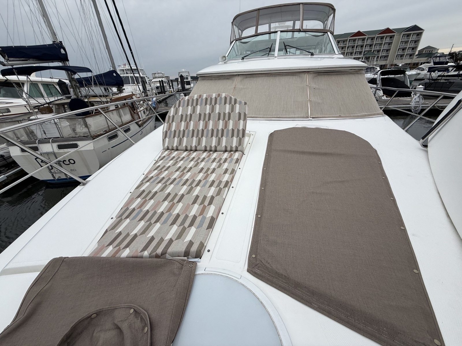 CAVU 46ft Cruisers Yachts Yacht For Sale