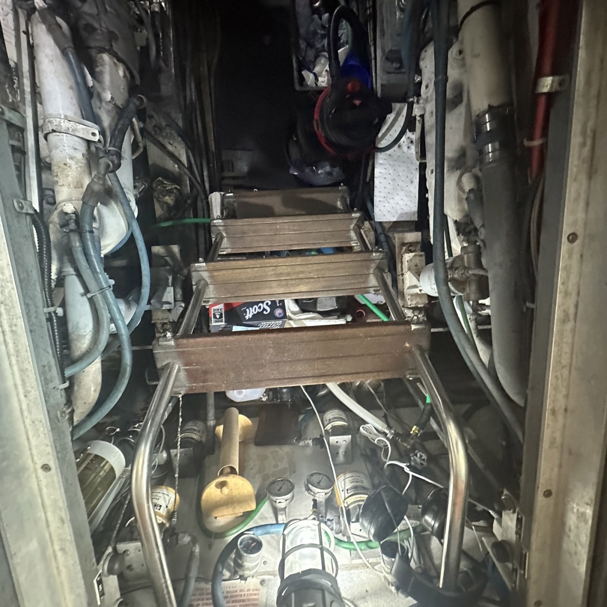 Bugsy 43ft Hatteras Yacht For Sale