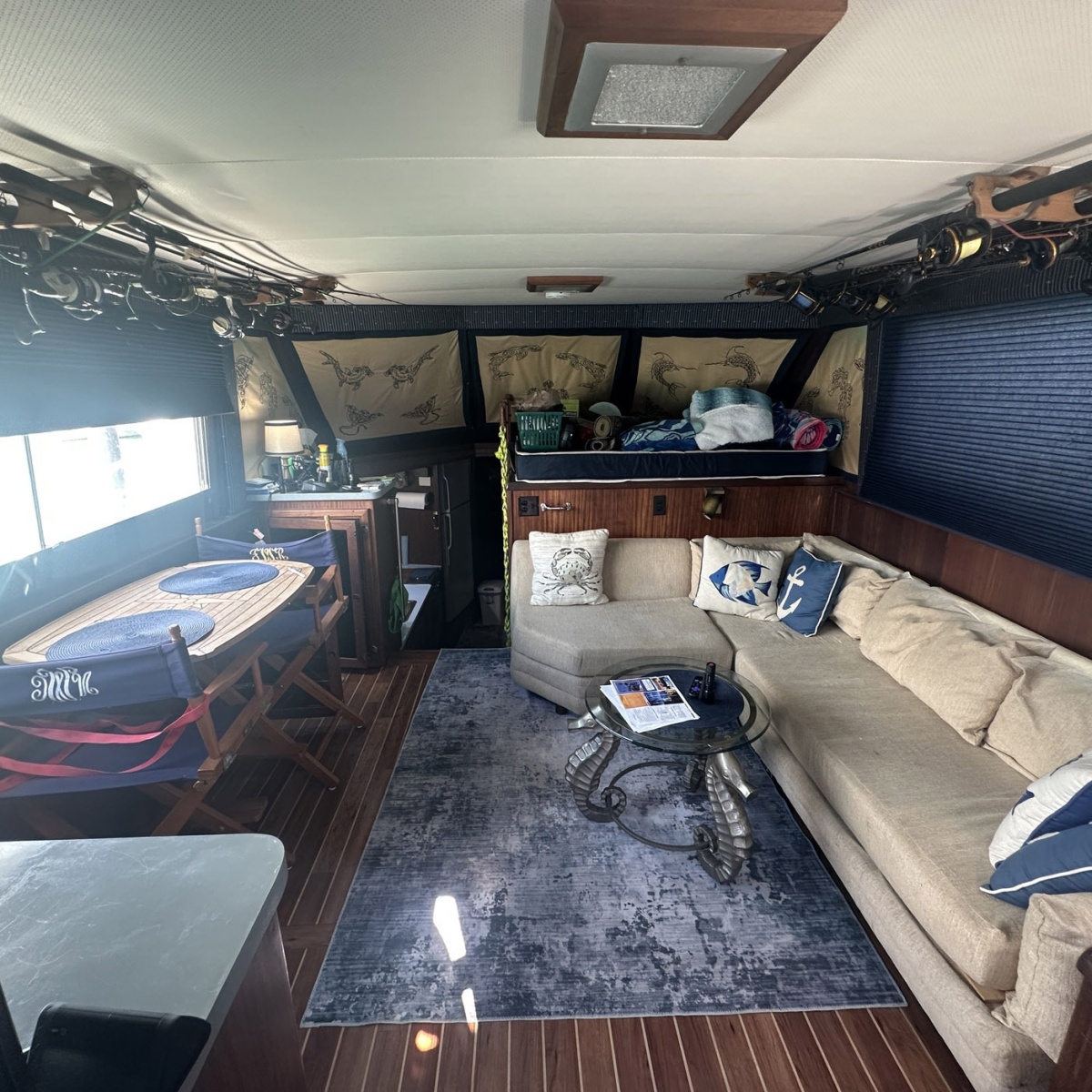 43' 1981 Hatteras 43 Convertible