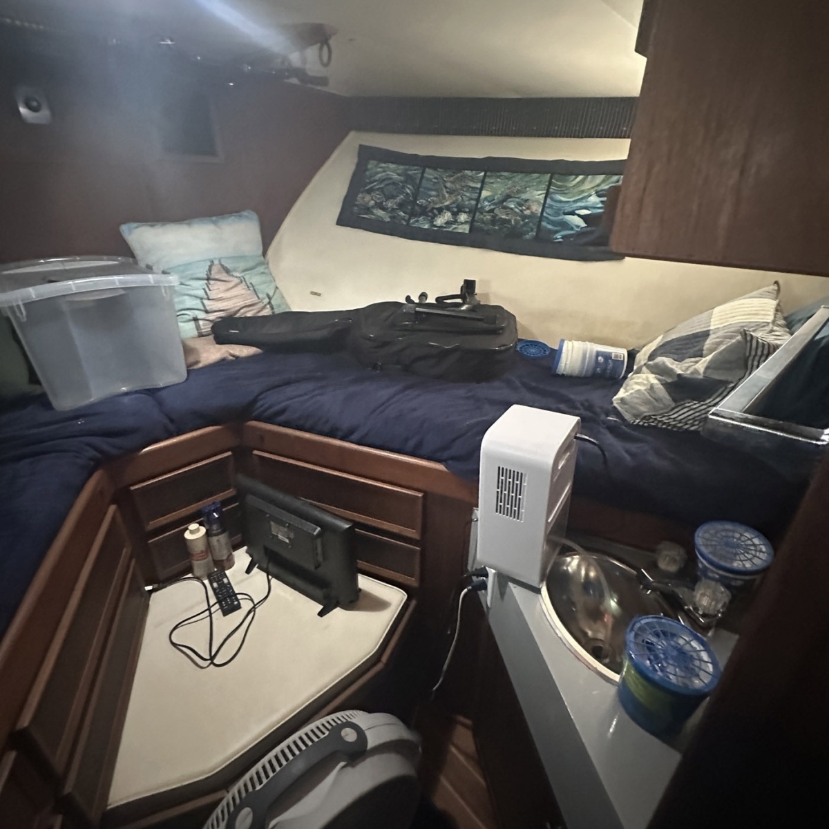 Bugsy 43ft Hatteras Yacht For Sale