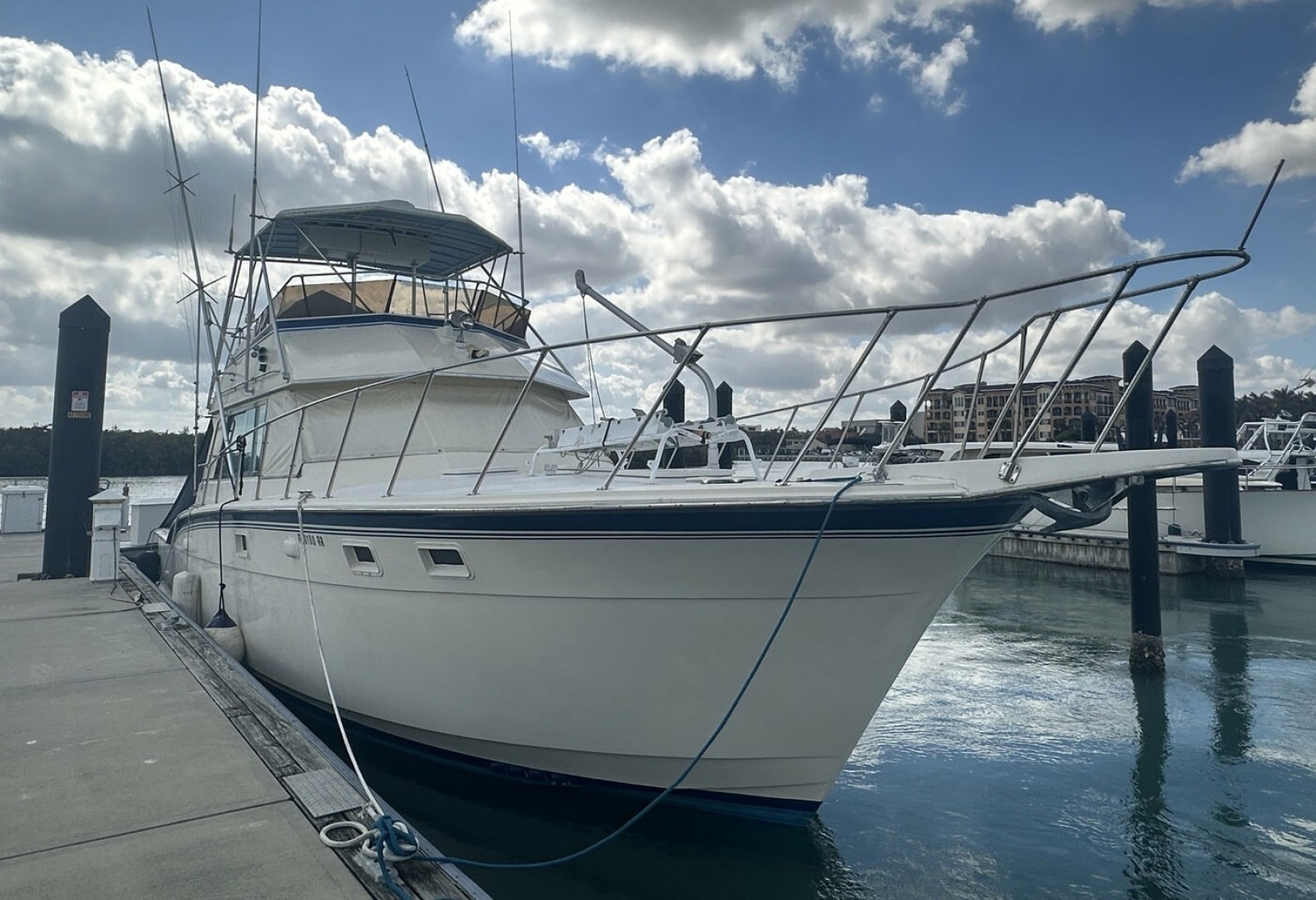 Bugsy 43ft Hatteras Yacht For Sale