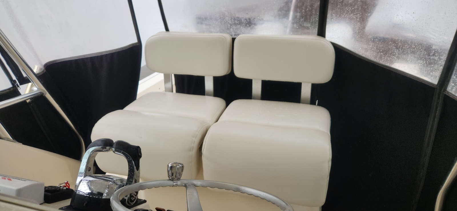 Broadcast 32ft Pursuit Yacht For Sale