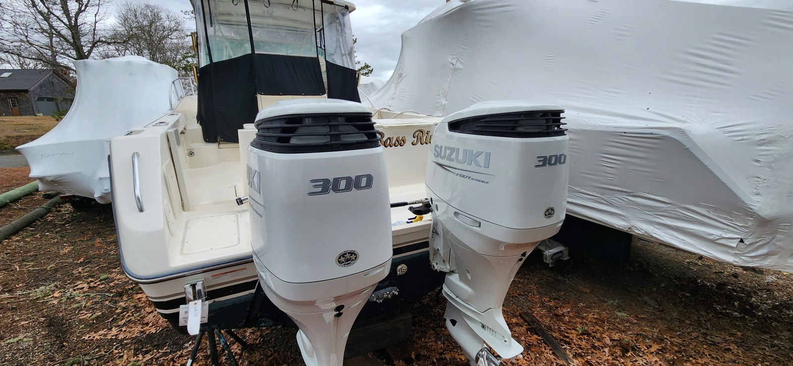 Broadcast 32ft Pursuit Yacht For Sale