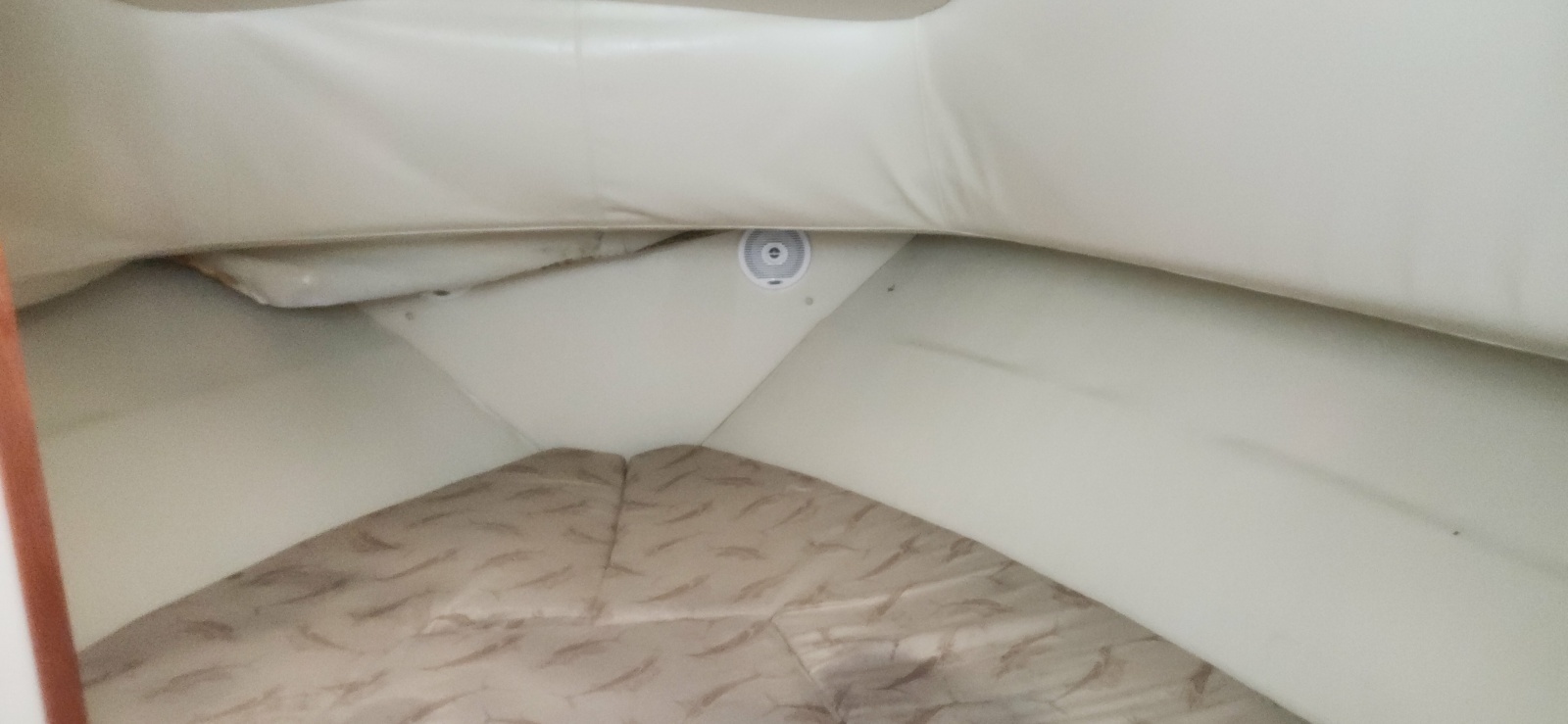 Broadcast 32ft Pursuit Yacht For Sale