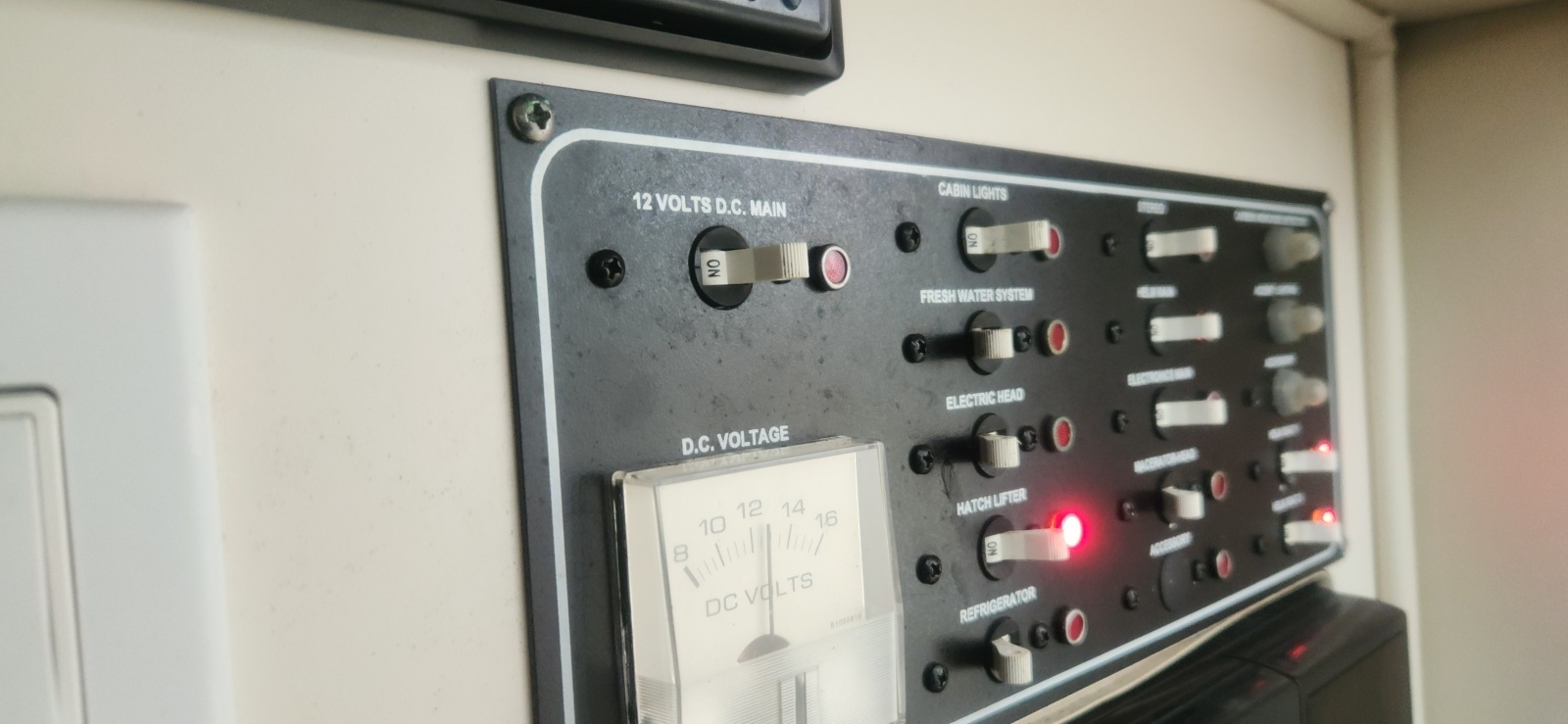 Broadcast 32ft Pursuit Yacht For Sale