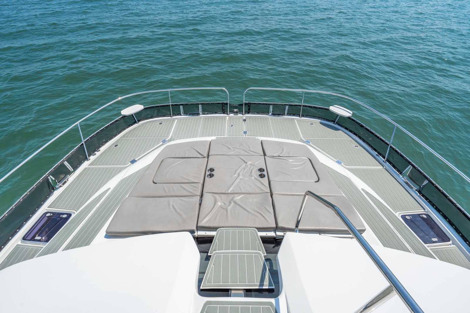 2021 44 Aquila MY Memories Not Dreams Exterior