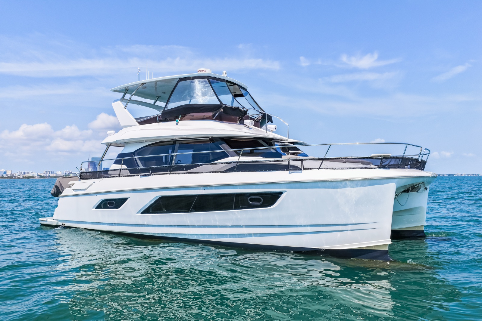 2021 44 Aquila MY Memories Not Dreams Starboard Profile 