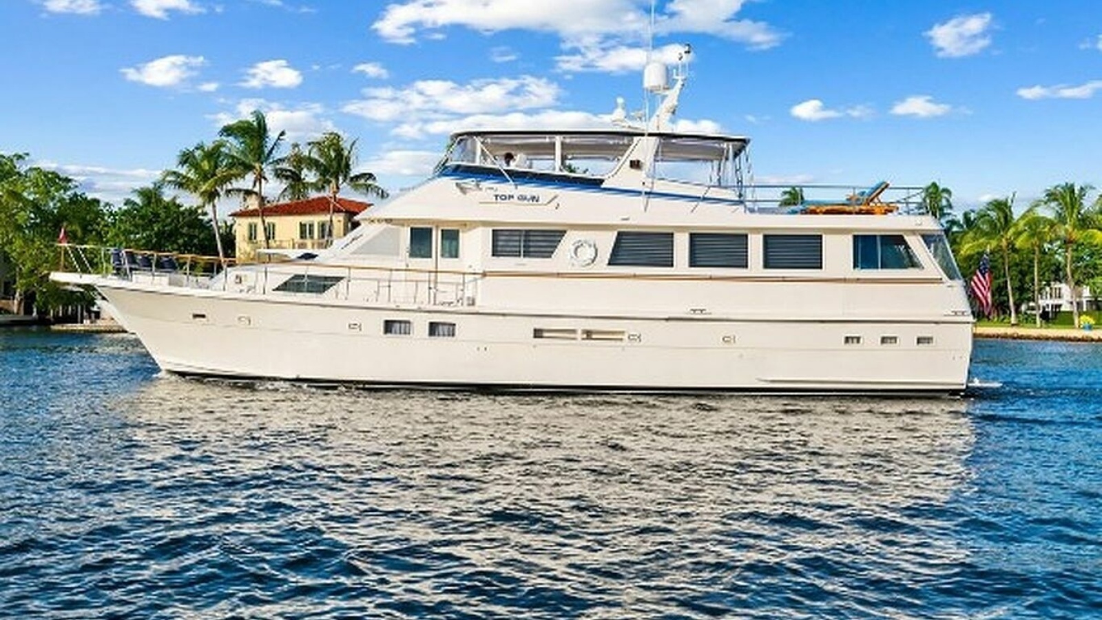 TOP GUN 70ft Hatteras Yacht For Sale