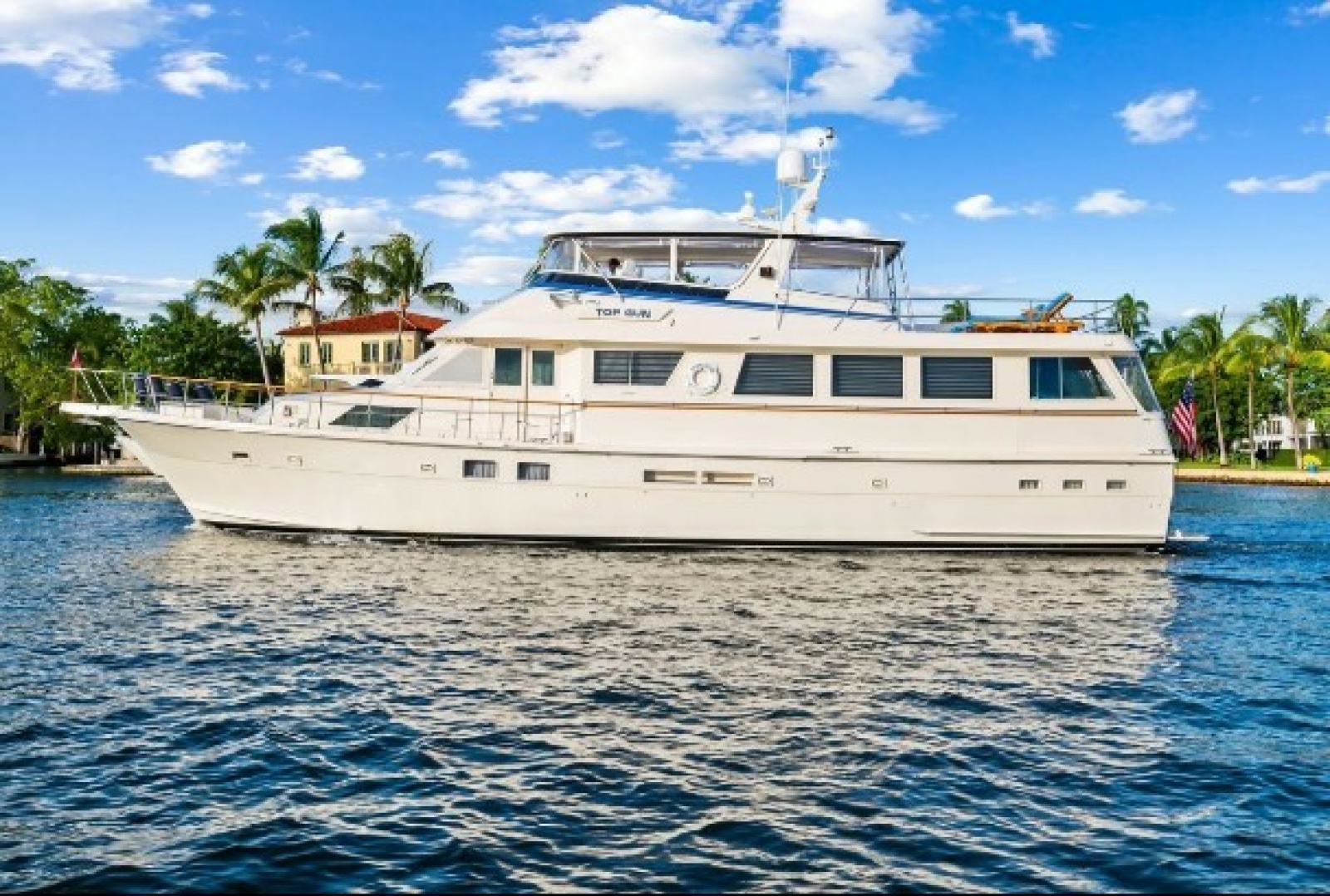 70' 1989 Hatteras Motor Yacht