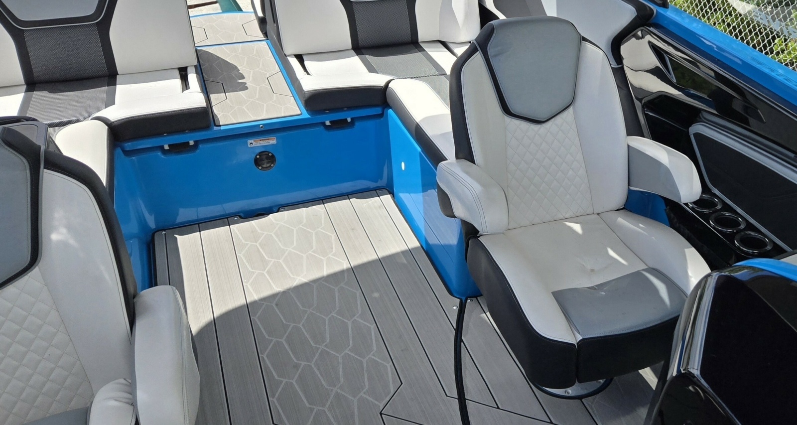 25ft Yamaha Boats Yacht For Sale