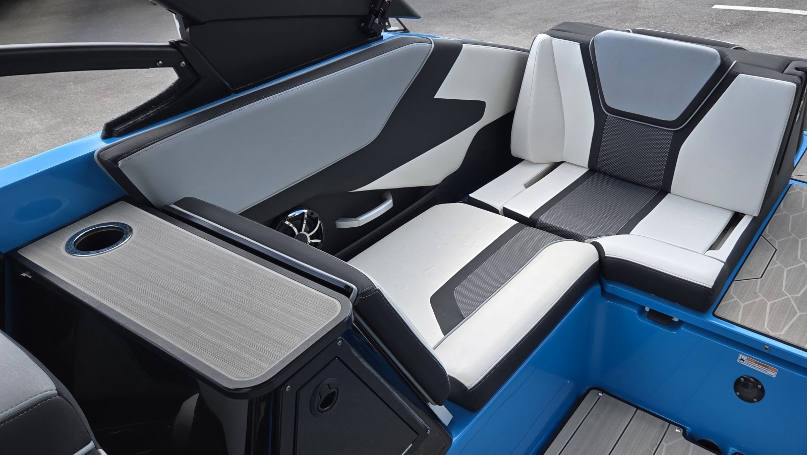 25ft Yamaha Boats Yacht For Sale