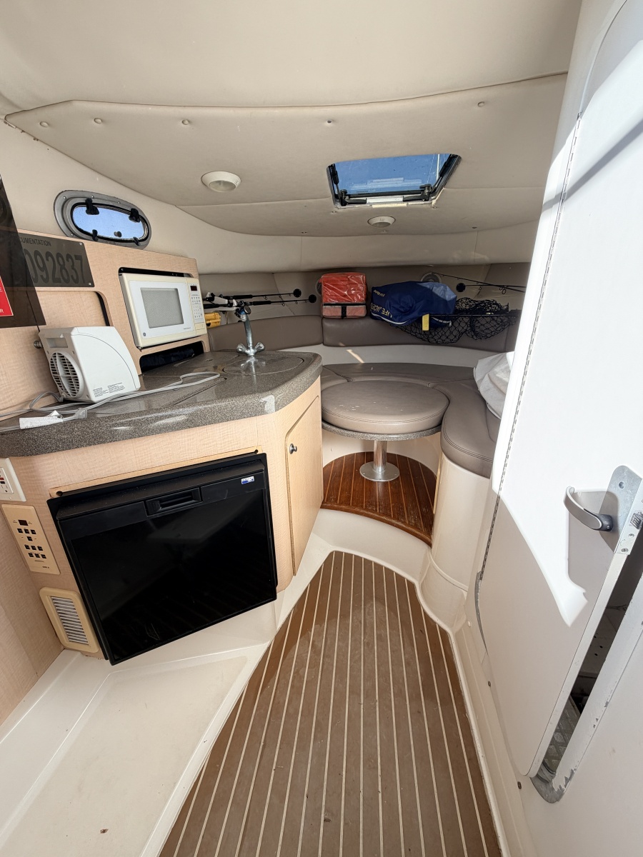 26' 2000 Boston Whaler 