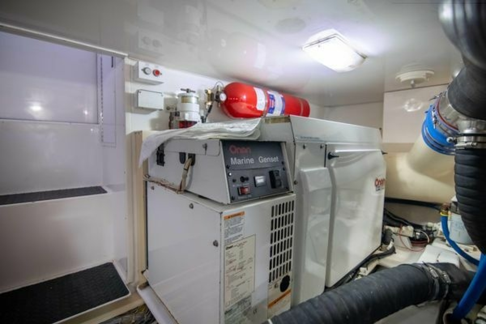 52' 2007 Viking 52 Convertible