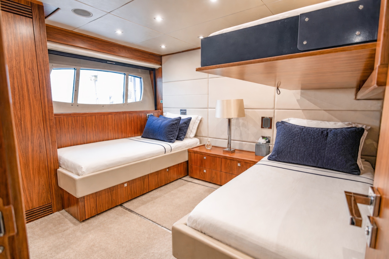2014 Sunseeker 131