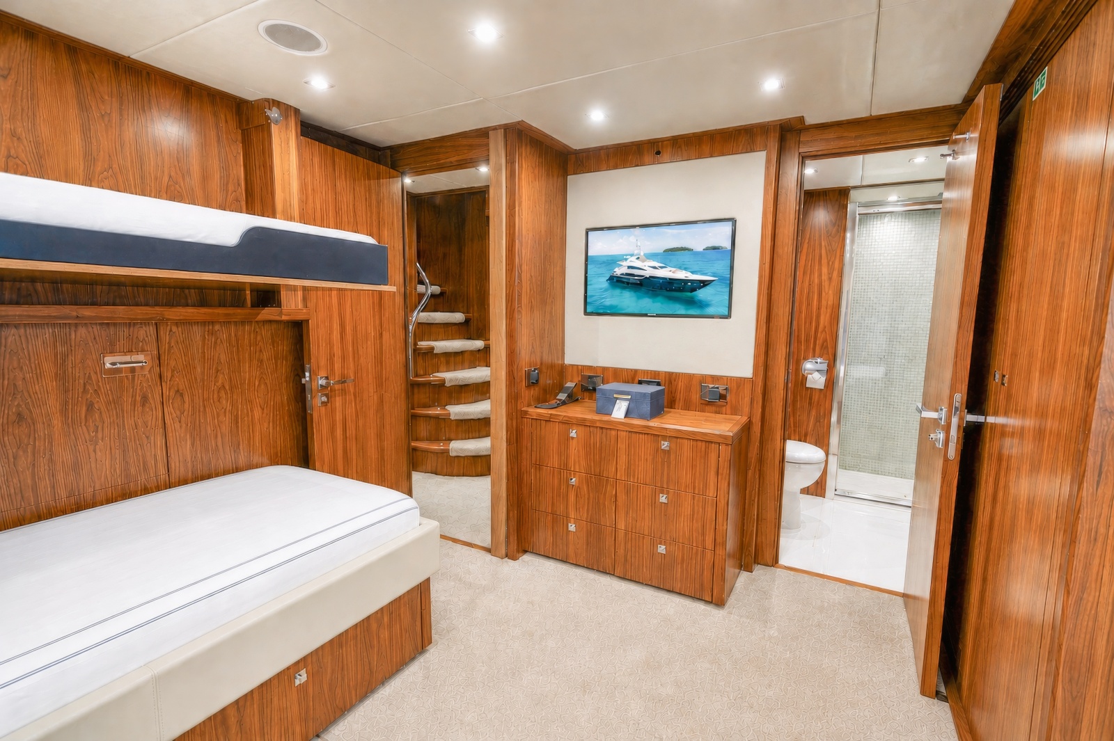 2014 Sunseeker 131
