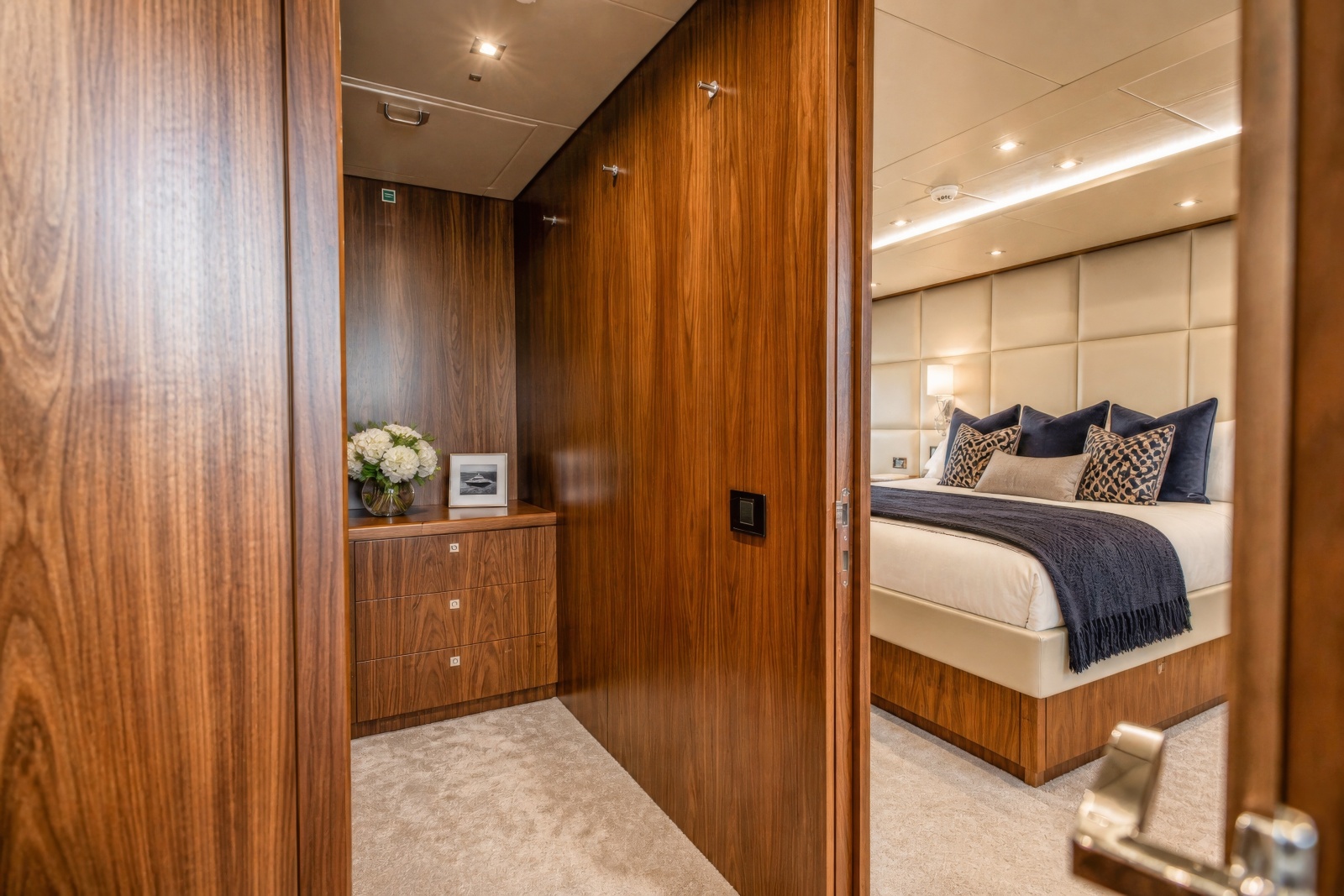 2014 Sunseeker 131