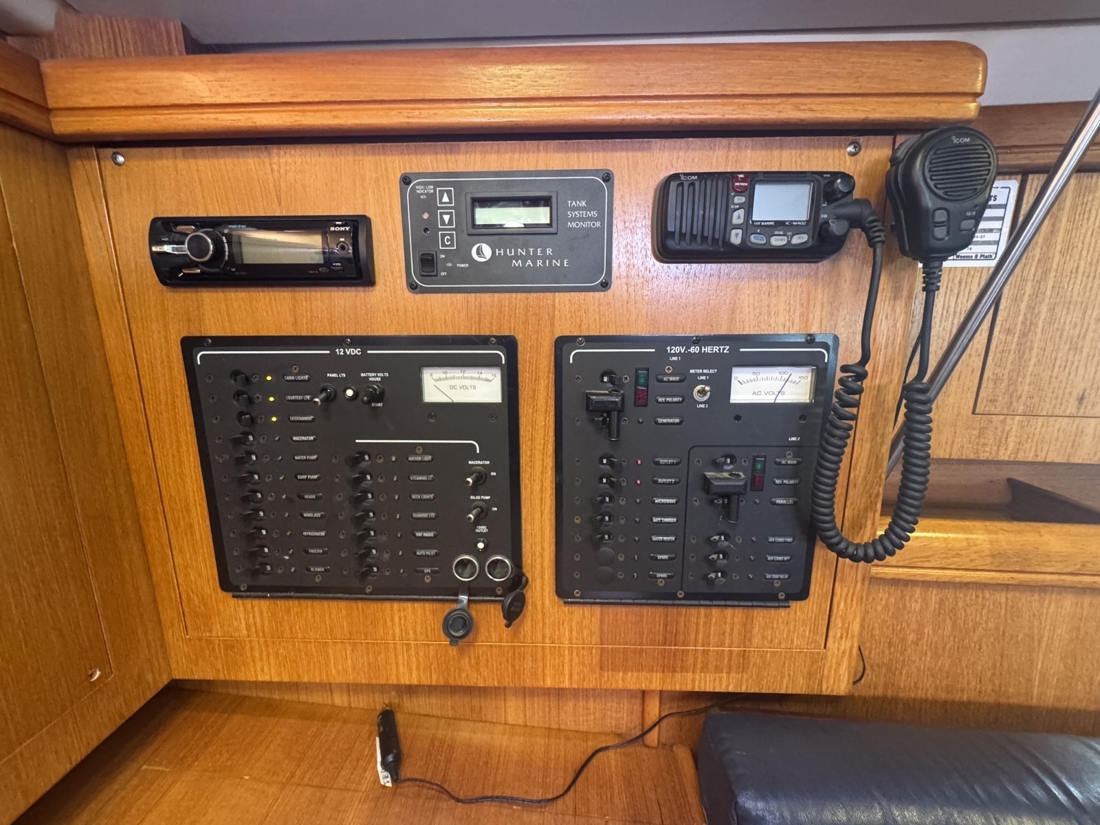 38ft Hunter Yacht For Sale