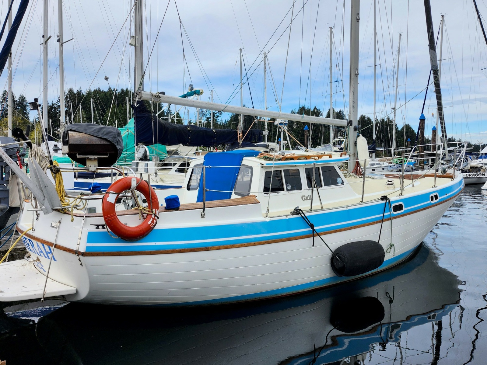 32' 1988 Gulf Pilothouse 32