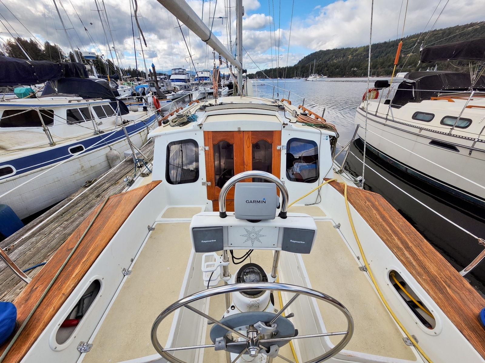 1988 Gulf Pilothouse 32