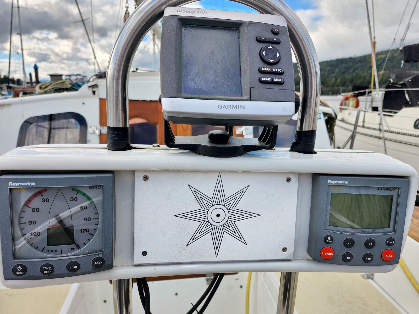 1988 Gulf Pilothouse 32