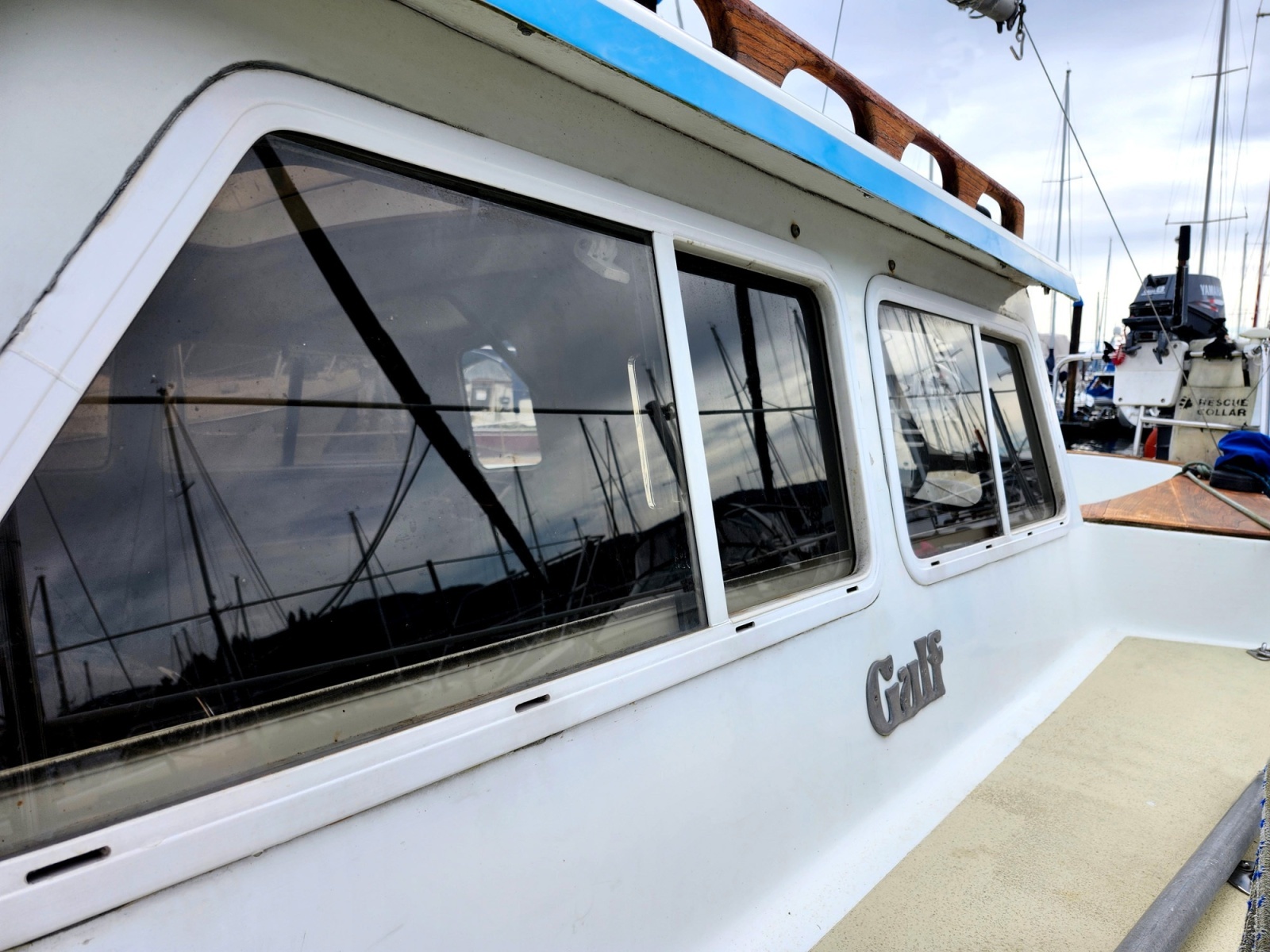 1988 Gulf Pilothouse 32