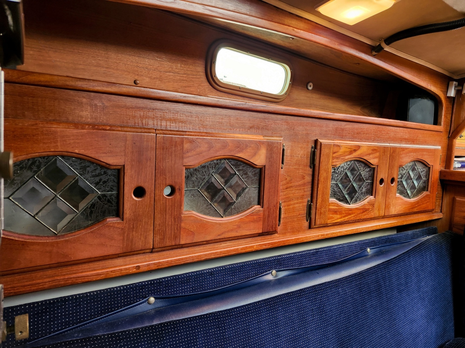 1988 Gulf Pilothouse 32