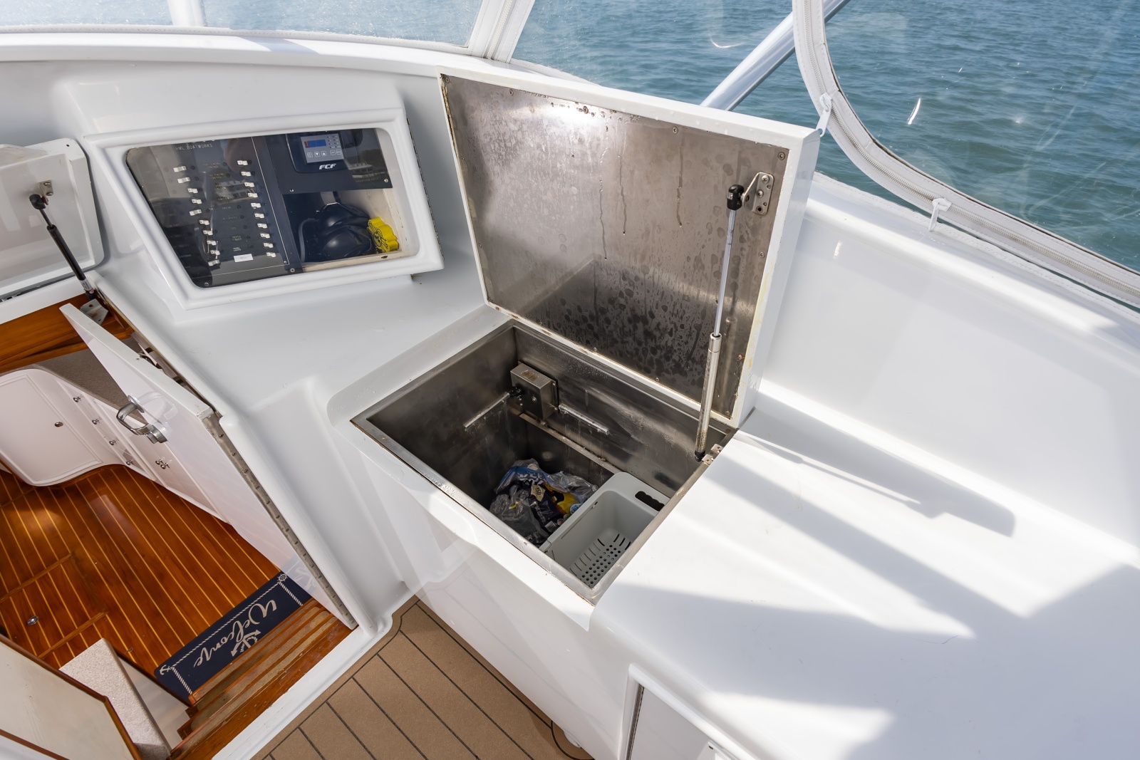 43' 1999 Lohr 43 Express