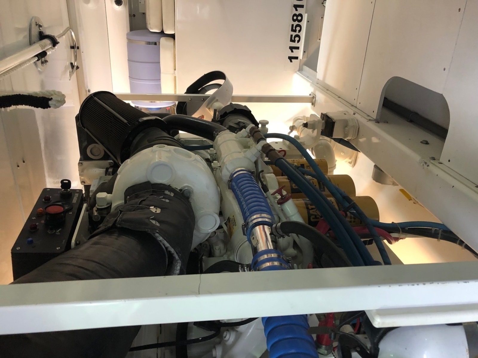 54' 2004 Custom Carolina Hudson