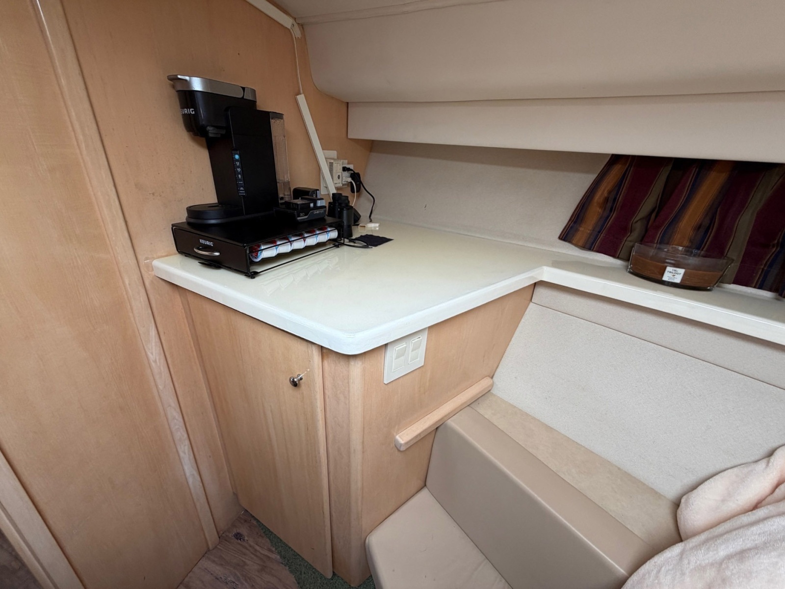 Noah Genda 40ft Carver Yacht For Sale