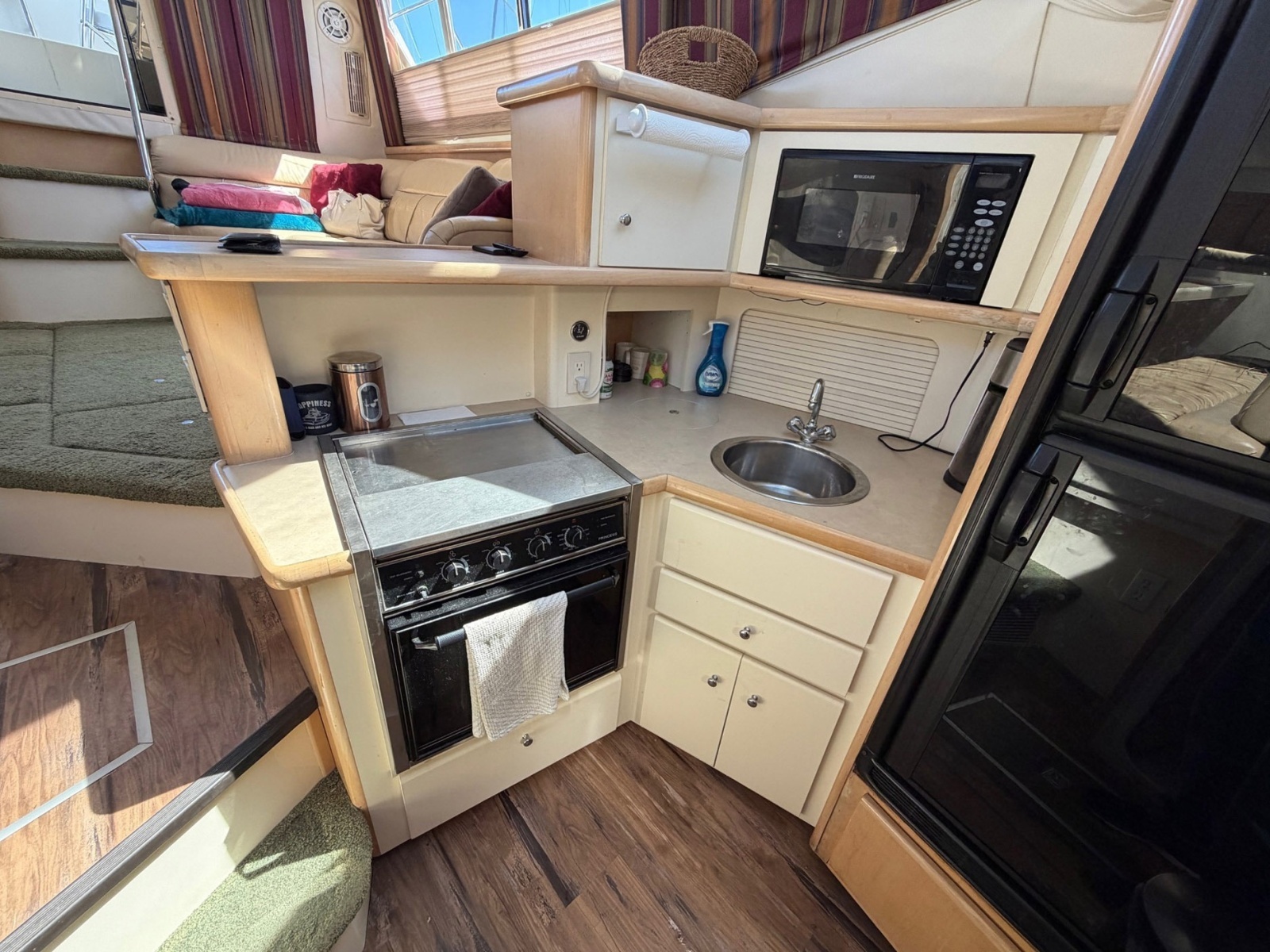 Noah Genda 40ft Carver Yacht For Sale