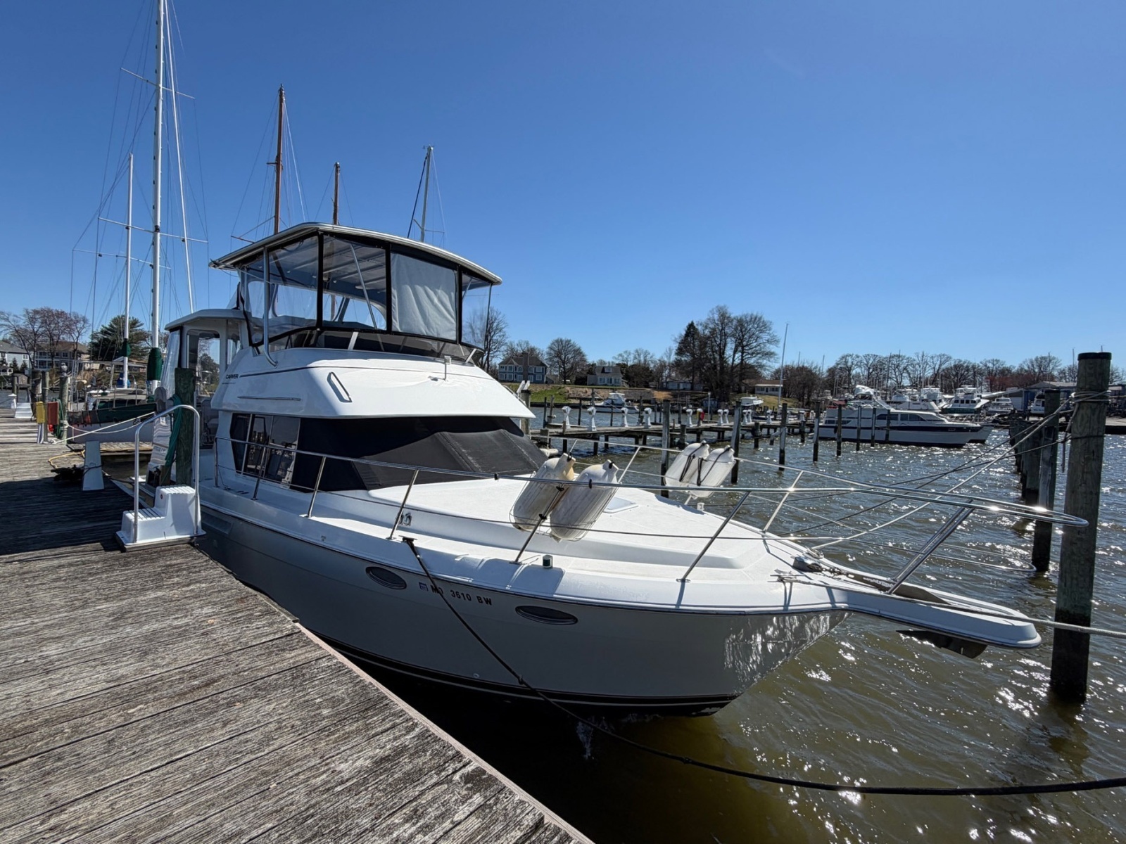 Noah Genda 40ft Carver Yacht For Sale