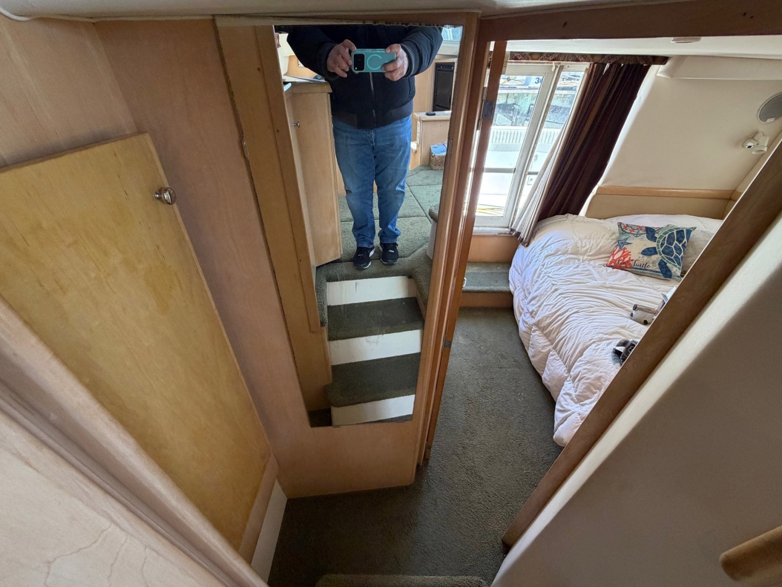 Noah Genda 40ft Carver Yacht For Sale