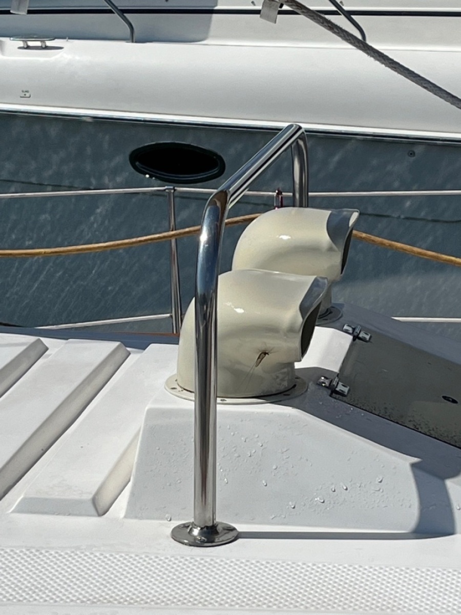1983 Hunter 34