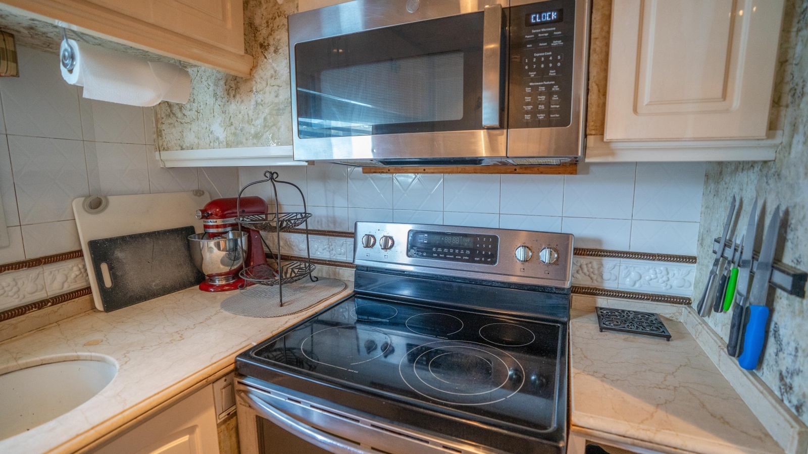 Suite Life 92ft Tarrab Yacht For Sale