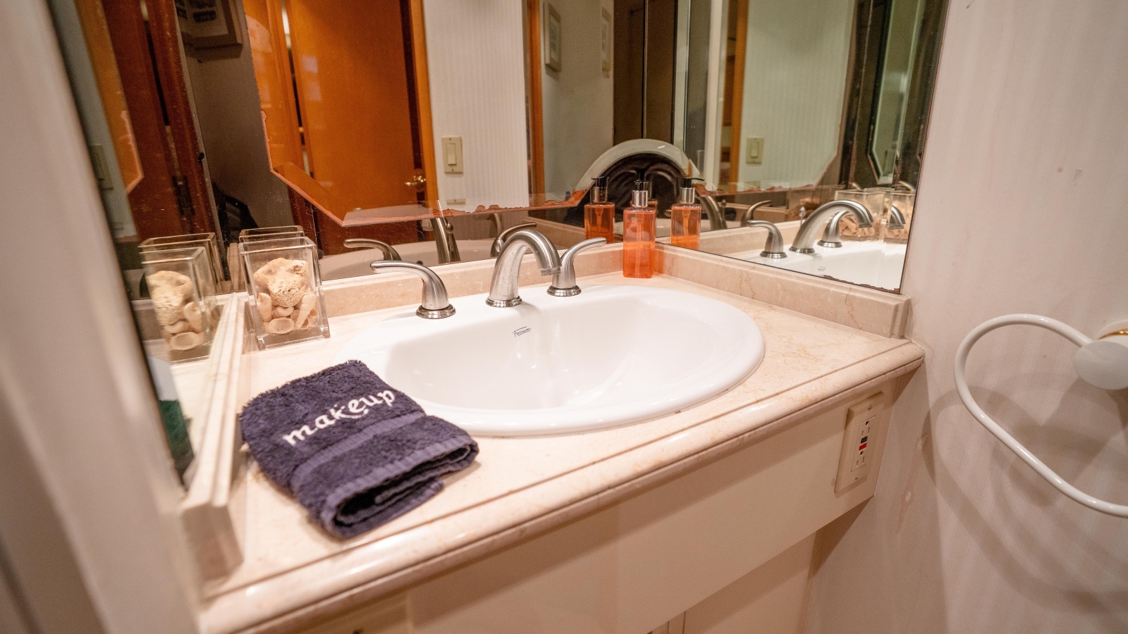 Suite Life 92ft Tarrab Yacht For Sale