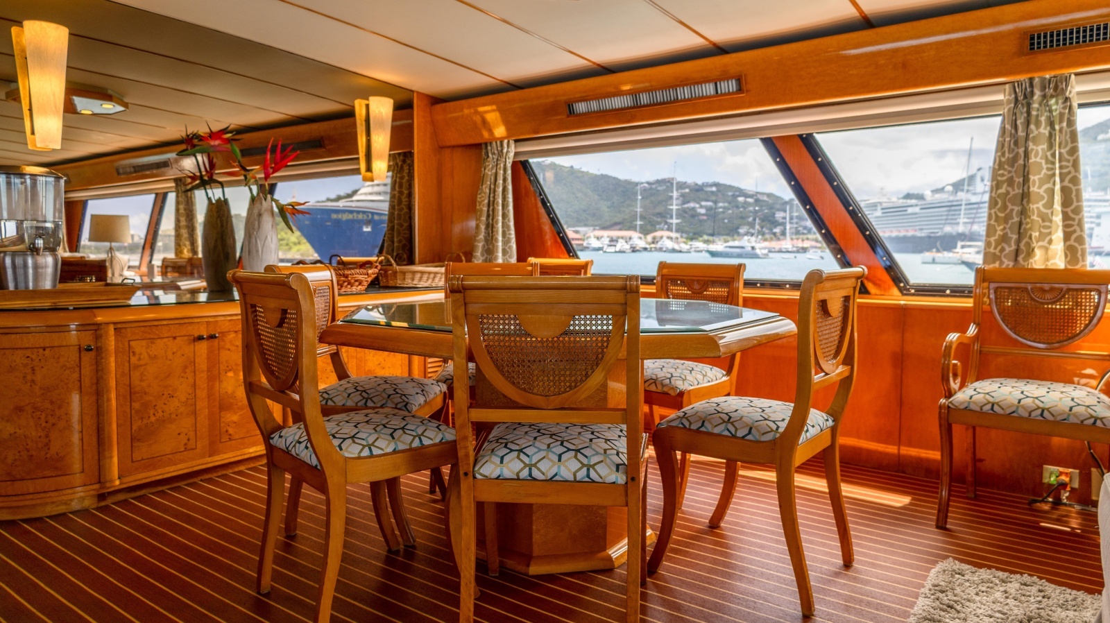 Suite Life 92ft Tarrab Yacht For Sale