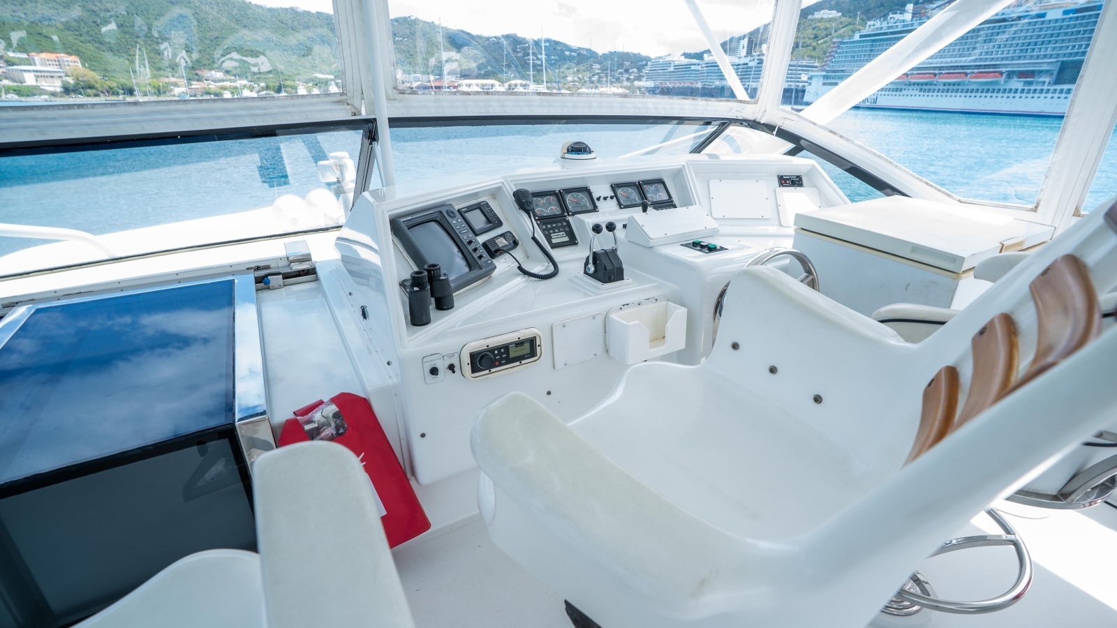 Suite Life 92ft Tarrab Yacht For Sale