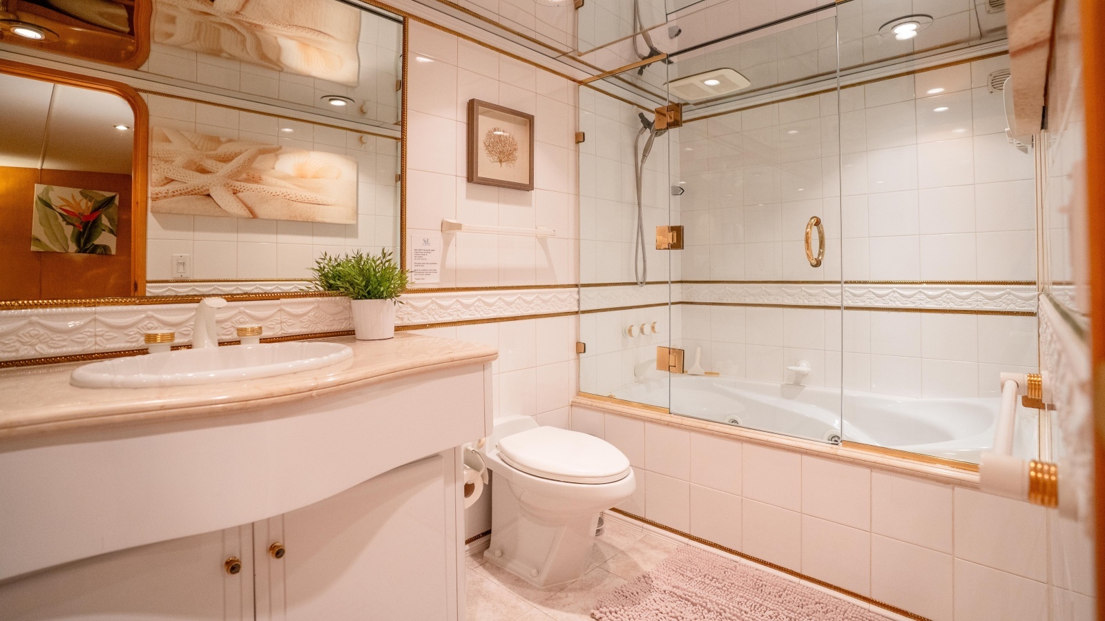 Suite Life 92ft Tarrab Yacht For Sale