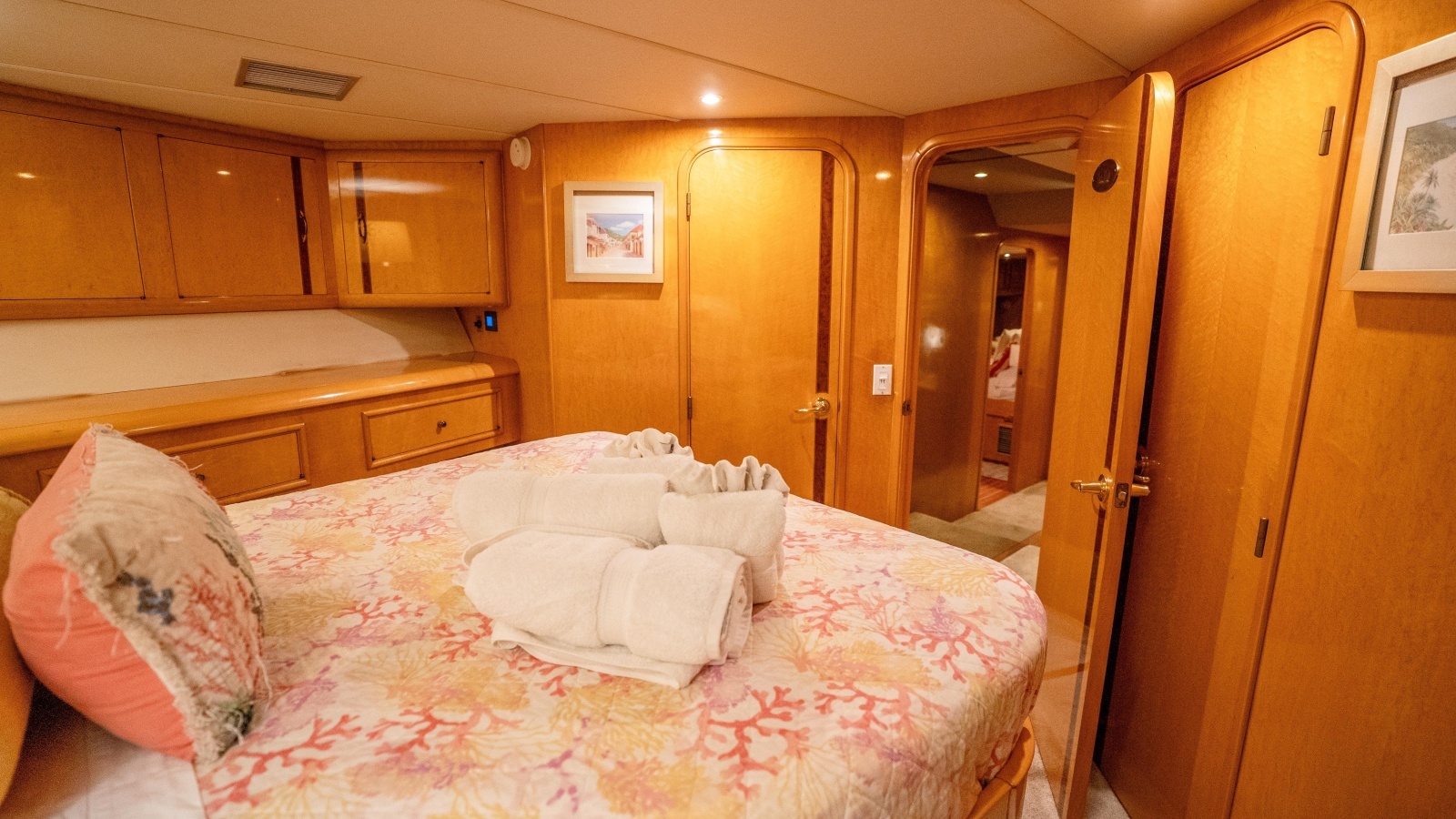Suite Life 92ft Tarrab Yacht For Sale