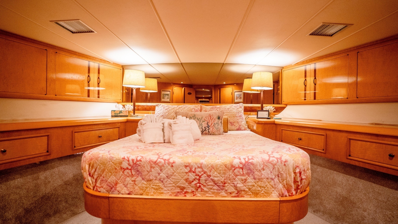 Suite Life 92ft Tarrab Yacht For Sale