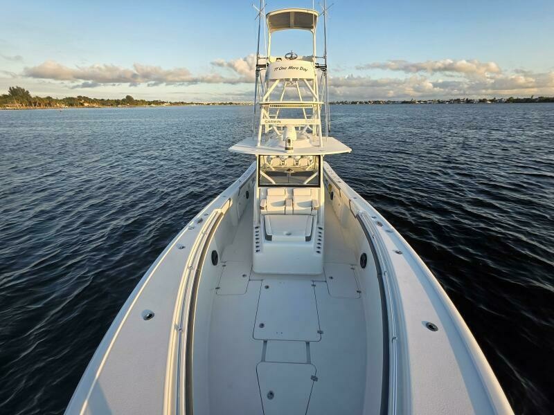 2019 Yellowfin 42 Offshore