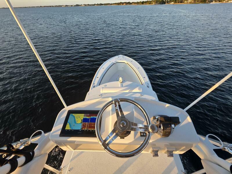 42' 2019 Yellowfin 42 Offshore
