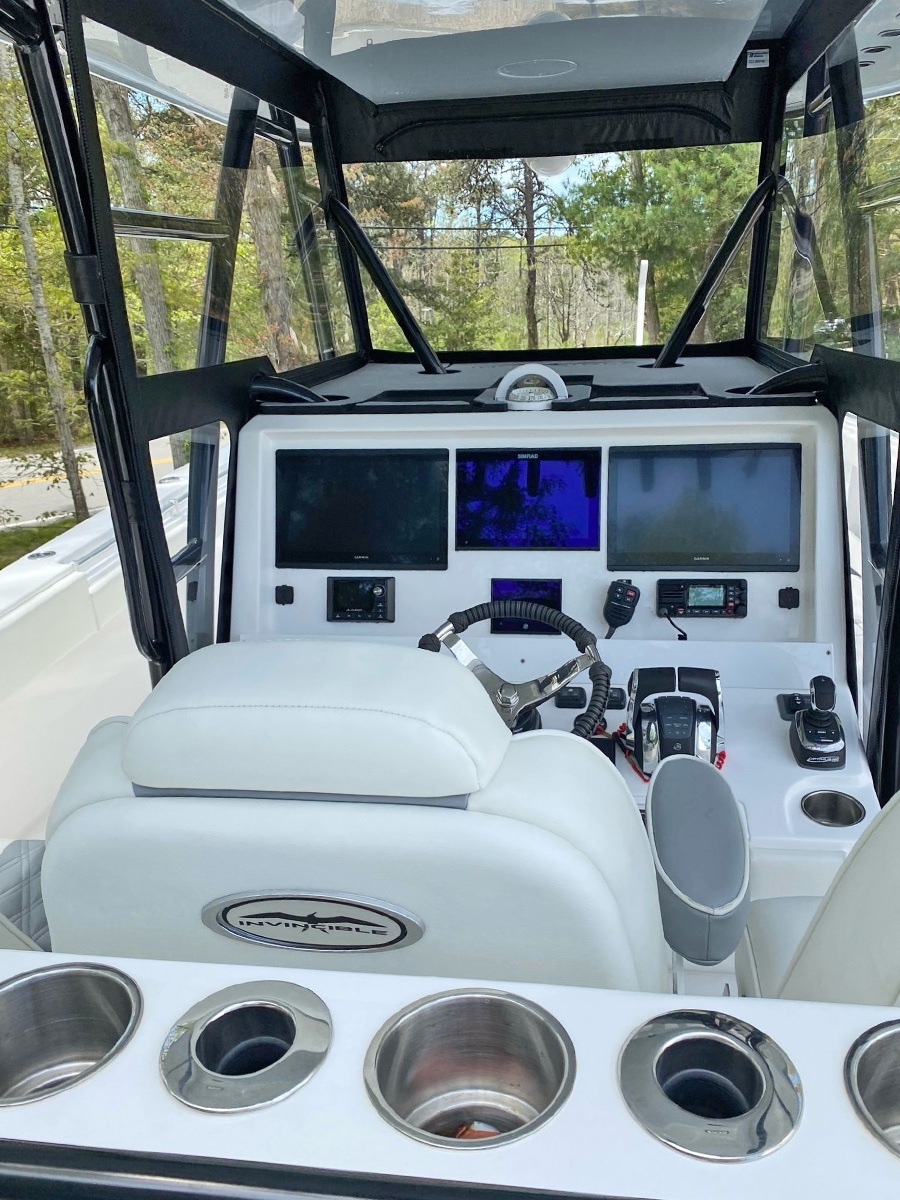 36' 2022 Invincible 35 Catamaran