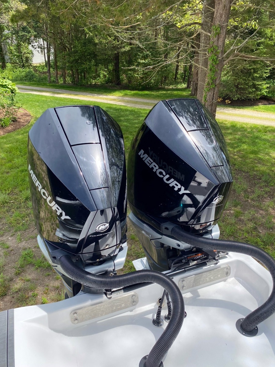 36' 2022 Invincible 35 Catamaran