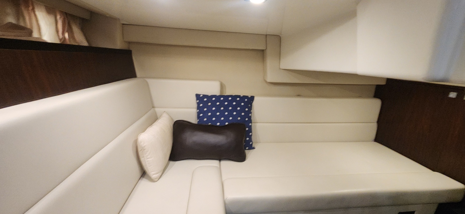 33ft Monterey Yacht For Sale