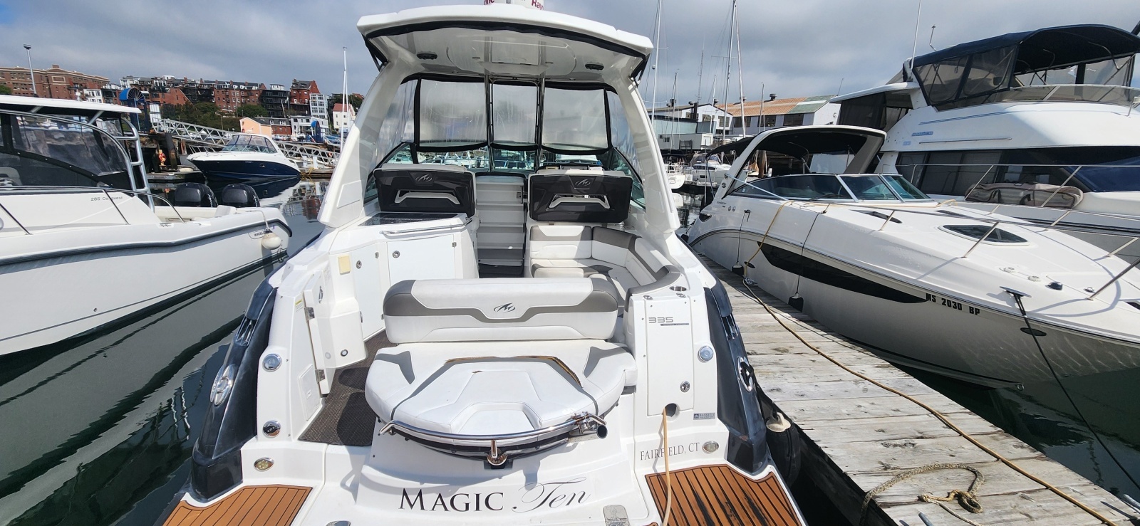 33ft Monterey Yacht For Sale