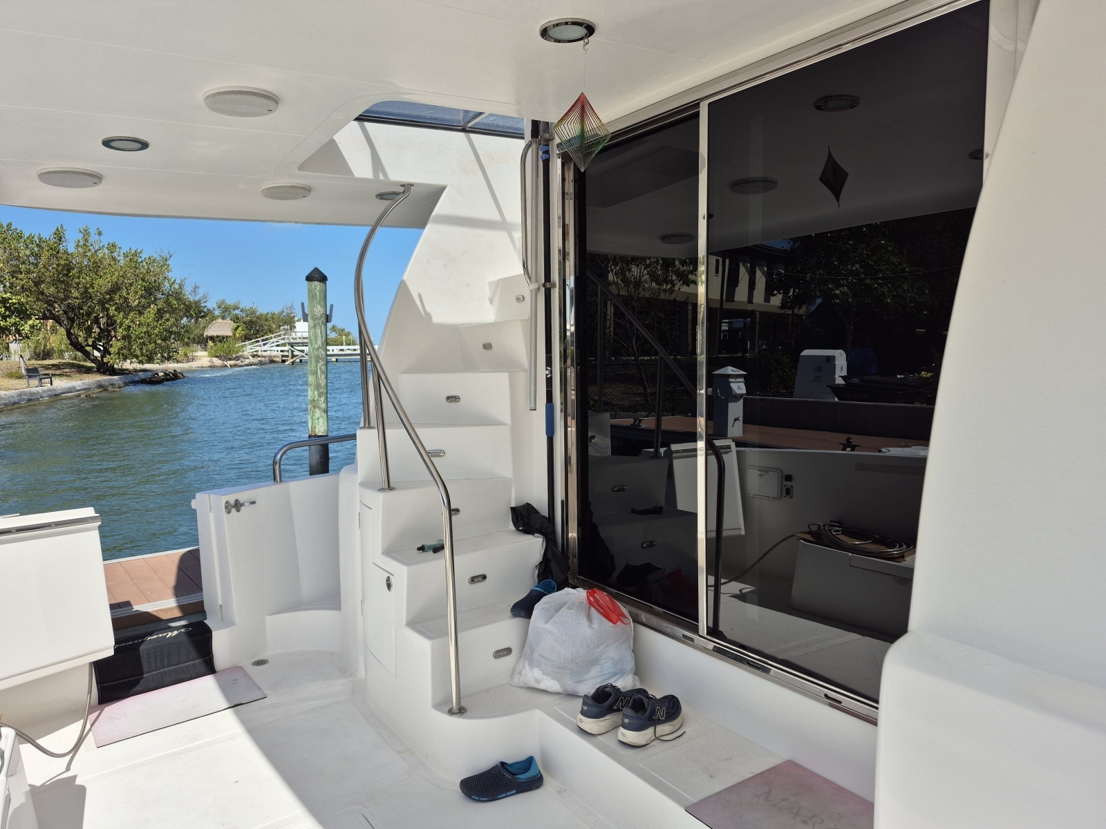 2006 Altima Motor Yacht