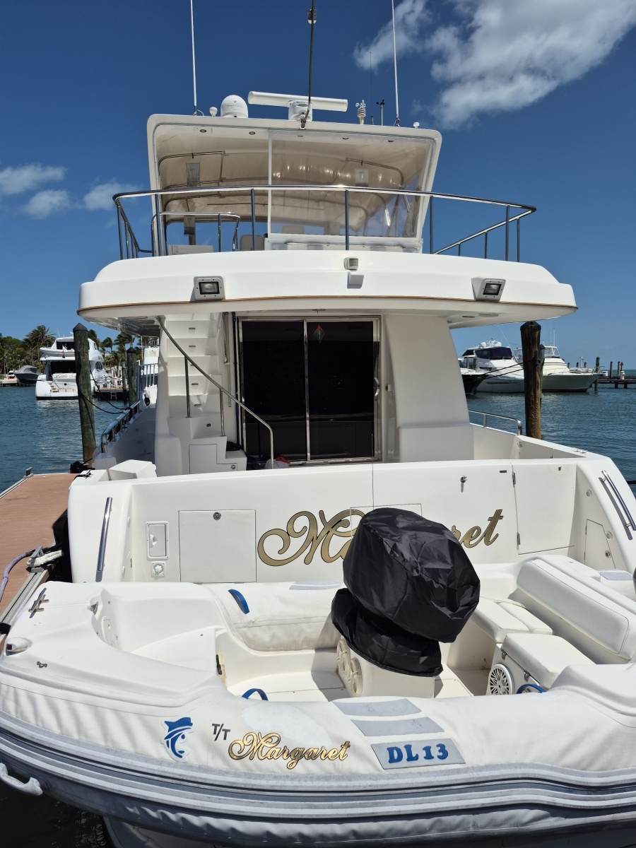 2006 Altima Motor Yacht